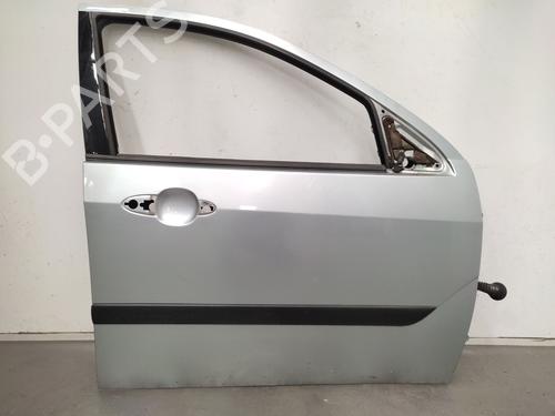 Used Right front door FORD FOCUS I (DAW, DBW) 1.6 16V (100 hp) 26207422