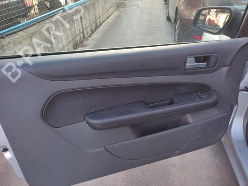 Fensterheberschalter links vorne FORD FOCUS I (DAW, DBW) 1.6 16V | BP30539505I27