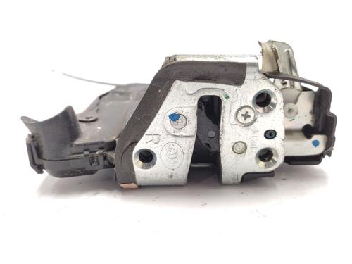 Front right lock TOYOTA AURIS (_E18_) 1.8 Hybrid (ZWE186_, ZWE186R) | BP31134335C97