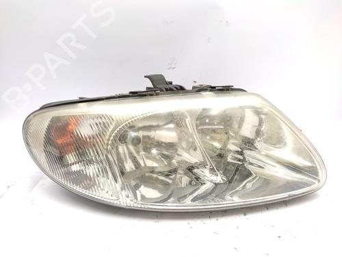 Used Right headlight CHRYSLER VOYAGER IV (RG, RS) 2.4 (151 hp) 30185041