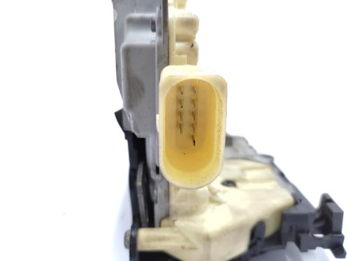 Front left lock VW PASSAT B6 (3C2) 2.0 TFSI | BP22977924C98 