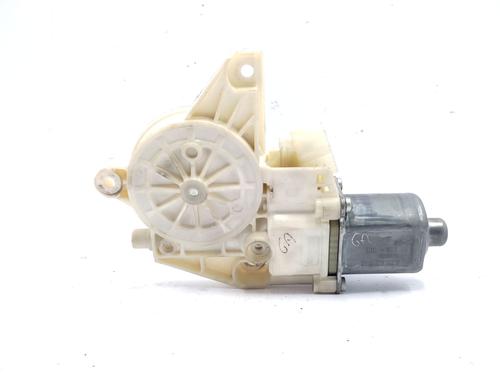 left-front-window-motor-mercedes-benz-c-class-w204-2007-2008-2009-2010-2011-2012-2013-2014-2015-36159129 main image