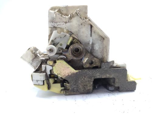 Høyre bak lås FORD FOCUS I (DAW, DBW) 1.6 16V | BP21157997C99 
