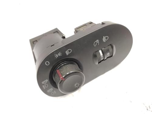Headlight switch SEAT IBIZA III (6L1) 1.4 16V | BP29452032I24 