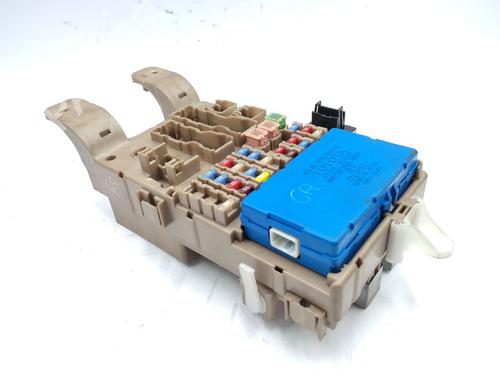 Caixa de fusíveis TOYOTA COROLLA (_E12_) 2.0 D-4D (CDE120R, CDE120L_) (110 hp) 30616343