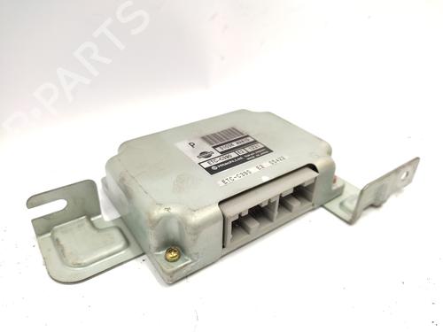 Used Gearbox control unit NISSAN PRIMERA (P12) 2.0 (140 hp) 21157937