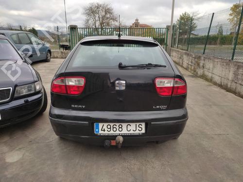 Høyre foran lås SEAT LEON (1M1)  | BP21154700C97 
