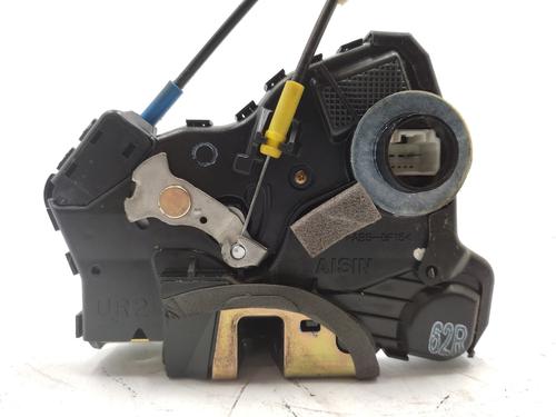 Front right lock TOYOTA COROLLA Verso (ZER_, ZZE12_, R1_)  | BP21152823C97 