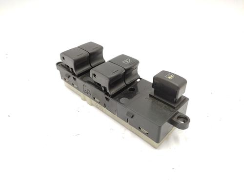 Used Left front window switch NISSAN QASHQAI I (J10, NJ10) 2.0 (141 hp) 31995810