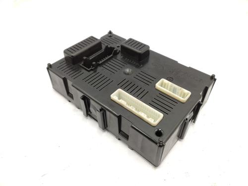 Used Electronic module RENAULT CLIO III (BR0/1, CR0/1) 1.2 16V (BR02, BR0J, BR11, CR02, CR0J, CR11) (75 hp) 27327028