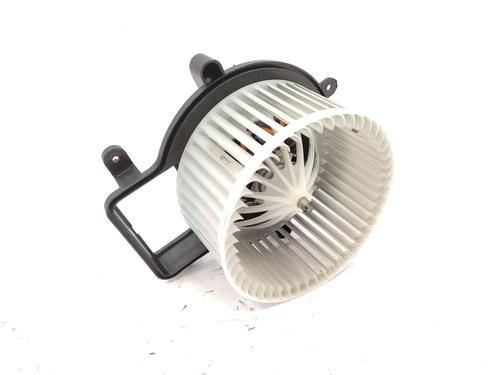 Used Heater blower motor Heater blower motor PEUGEOT 5008 (0U_, 0E_) 1.6 HDi (114 hp) 36357920 36357920