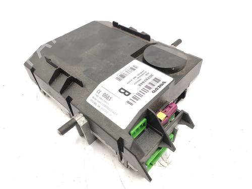 Module électronique VOLVO XC90 I (275) D5 AWD (163 hp) 21156442