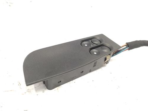 Used Left front window switch OPEL ASTRA F Saloon (T92) 1.6 i 16V (F19, M19) (100 hp) 30538901