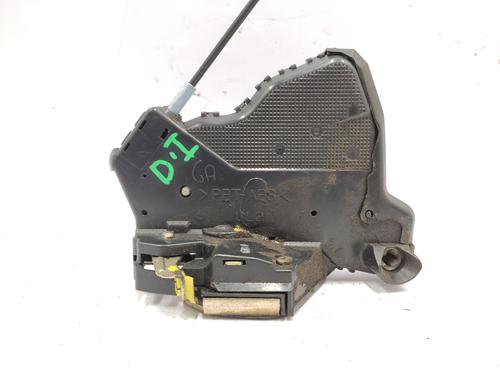 Used Front left lock TOYOTA COROLLA (_E12_) 2.0 D-4D (CDE120R, CDE120L_) (110 hp) 30684775