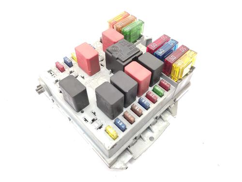 Caja reles / fusibles FIAT PUNTO (188_) 1.2 60 (188.030, .050, .130, .150, .230, .250) (60 hp) 21157893
