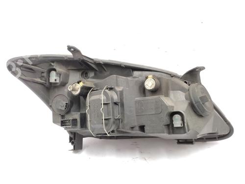 Left headlight TOYOTA COROLLA (_E12_) 2.0 D-4D (CDE120R, CDE120L_) | BP31833892C28