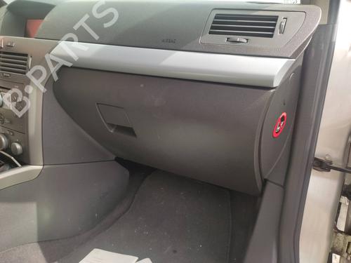Front right lock OPEL ASTRA H Estate (A04)  | BP21152868C97 