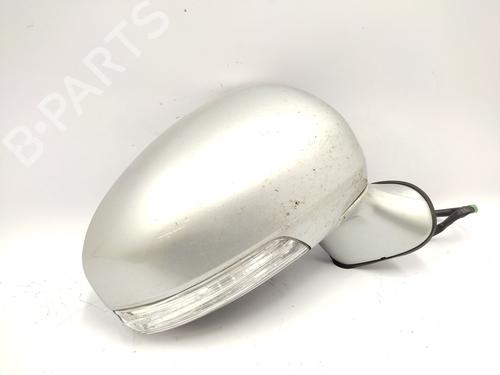Used Right mirror Right mirror 37264104 37264104
