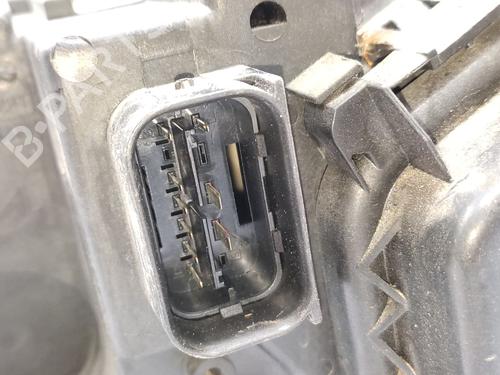 Right headlight BMW X3 (E83) xDrive 20 d | BP33049814C29 - Image 3