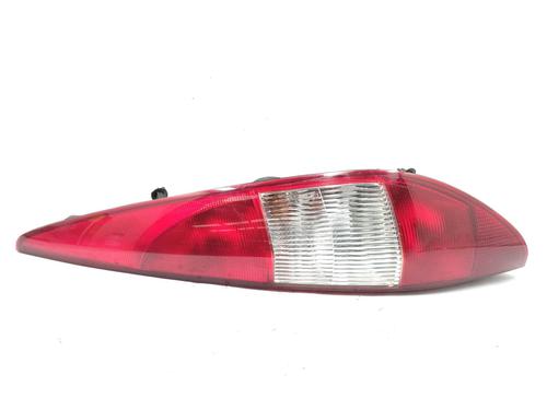Used Right taillight FORD MONDEO III Turnier (BWY) [2000-2007]  21161644