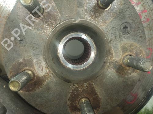 Right front steering knuckle LAND ROVER FREELANDER I (L314) 2.0 DI 4x4 | BP21149052M26 