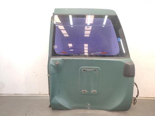 right-tailgate-nissan-patrol-gr-v-wagon-y61-1997-39402428 main image
