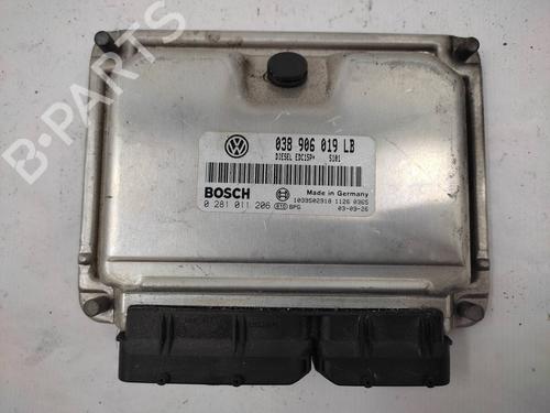 Calculateur moteur (ecu) VW POLO IV (9N_, 9A_) 1.4 16V (75 hp) 21149075