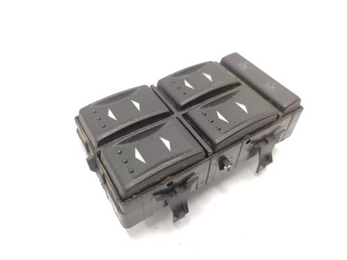 Used Left front window switch FORD MONDEO III (B5Y) [2000-2007]  21156513