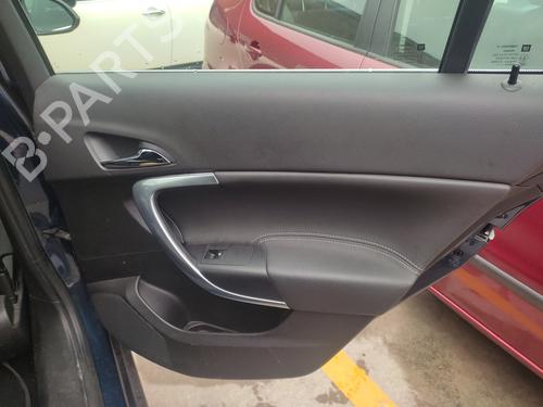 Front right lock OPEL INSIGNIA A (G09) 2.0 CDTI (68) | BP21160068C97 