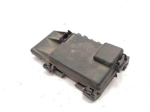 Used Fuse box Fuse box 37795438 37795438