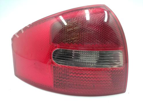 Venstre Baklys AUDI A6 C5 (4B2, 4B4) [1997-2005]  21154282