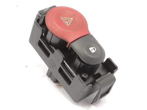 Used Warning switch RENAULT CLIO III Grandtour (KR0/1_) 1.5 dCi (KR0F) (86 hp) 26396332