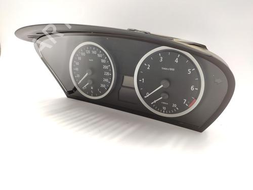 Instrument cluster BMW 5 (E60) 520 i | BP26891600C47 