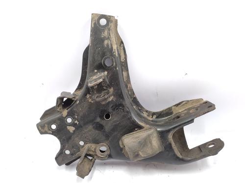 Used Right front suspension arm NISSAN TERRANO II (R20) 2.7 TDi 4WD (125 hp) 26709172