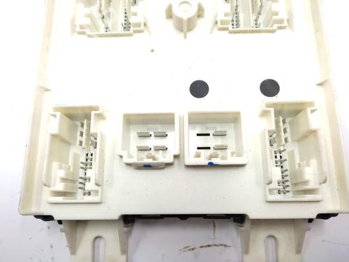 Fuse box FIAT FREEMONT (345_) 2.0 JTD | BP32498685E1 - Image 3