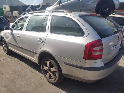 Warning switch SKODA OCTAVIA II Combi (1Z5) 2.0 FSI | BP36597703I22 - Image 9