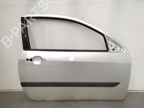 Used Right front door FORD FOCUS I (DAW, DBW) 1.6 16V (100 hp) 21596773