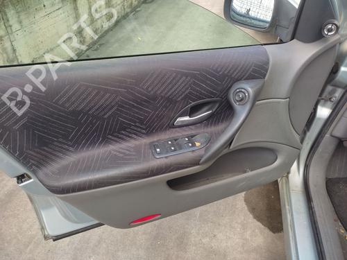 Right headlight RENAULT LAGUNA II Grandtour (KG0/1_) 1.8 16V (KG0B, KG0M) | BP26568918C29 