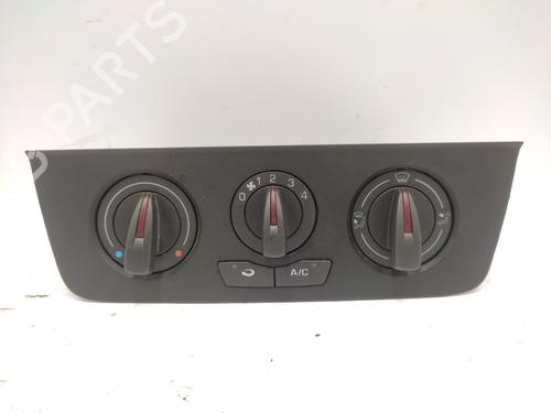 Used Climate control SEAT IBIZA IV (6J5, 6P1) 1.2 TSI (86 hp) 21175499