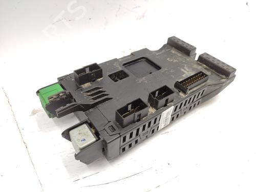 Zekeringkast MERCEDES-BENZ VITO Van (W638) [1997-2003]  28380797