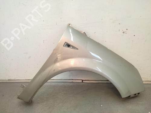 Used Right front fenders Right front fenders 36990219 36990219