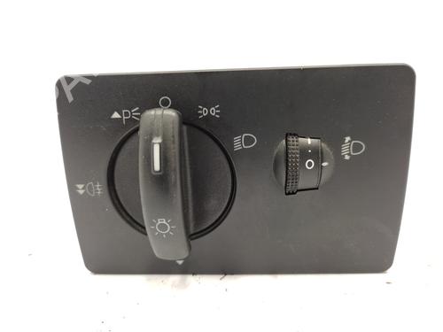 Used Headlight switch FORD FOCUS II Turnier (DA_, FFS, DS) 1.8 TDCi (115 hp) 21160233