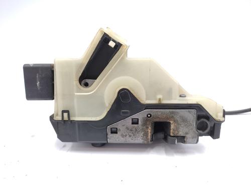 Front right lock PEUGEOT 208 I (CA_, CC_) 1.2 VTI 82 | BP29514246C97 
