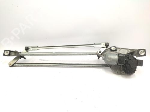 Used Front wiper motor FORD KUGA I 2.0 TDCi (140 hp) 21160822