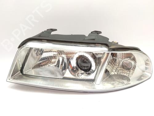 Venstre forlygte AUDI A4 B5 (8D2) 1.9 TDI (110 hp) 32410494