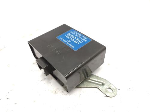 Used Comfort control module HONDA CIVIC VI Aerodeck (MB, MC) 1.4 16V (MB8) (90 hp) 23958036