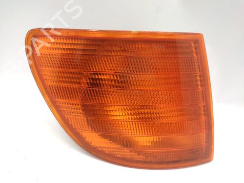 Used Right front indicator MERCEDES-BENZ VITO Van (W638) [1997-2003]  21160041