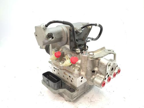 abs-pump-toyota-auris-_e18_-2012-2013-2014-2015-2016-2017-2018-2019-36531547 main image