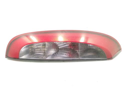 Feu arrière gauche OPEL CORSA C (X01) 1.2 (F08, F68) (75 hp) 28579749