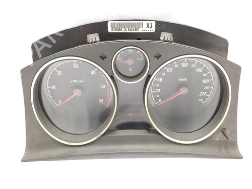 Used Instrument cluster OPEL ZAFIRA / ZAFIRA FAMILY B (A05) 1.9 CDTI (M75) (120 hp) 30166998